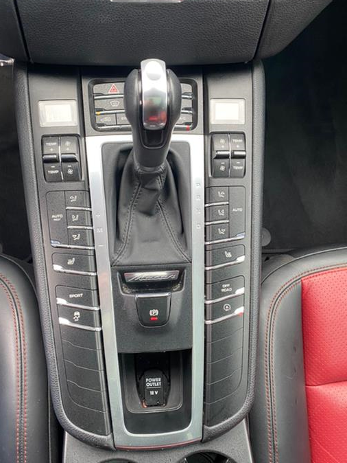2015 Porsche Macan AWD 4dr S, available for sale in Canton, Connecticut | Lava Motors 2 Inc. Canton, Connecticut 2015 Porsche Macan AWD 4dr S, available for sale in Canton, Connecticut | Lava Motors 2 Inc. Canton, Connecticut