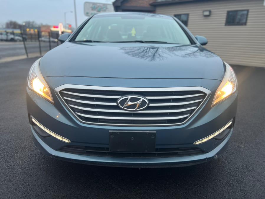 2015 Hyundai Sonata 4dr Sdn 2.4L SE PZEV, available for sale in Springfield, Massachusetts | Jordan Auto Sales. Springfield, Massachusetts 2015 Hyundai Sonata 4dr Sdn 2.4L SE PZEV, available for sale in Springfield, Massachusetts | Jordan Auto Sales. Springfield, Massachusetts