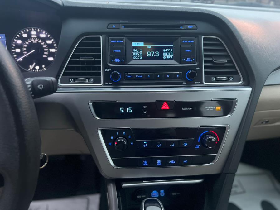 2015 Hyundai Sonata 4dr Sdn 2.4L SE PZEV, available for sale in Springfield, Massachusetts | Jordan Auto Sales. Springfield, Massachusetts 2015 Hyundai Sonata 4dr Sdn 2.4L SE PZEV, available for sale in Springfield, Massachusetts | Jordan Auto Sales. Springfield, Massachusetts