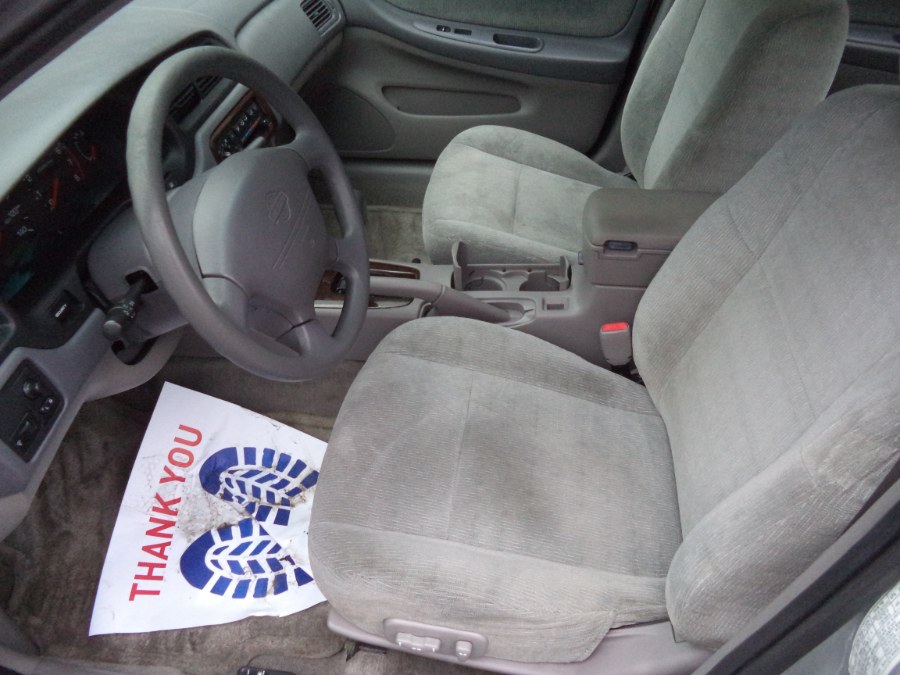 2001 Nissan Altima 4dr Sdn GXE Auto, available for sale in Naugatuck, Connecticut | Riverside Motorcars, LLC. Naugatuck, Connecticut 2001 Nissan Altima 4dr Sdn GXE Auto, available for sale in Naugatuck, Connecticut | Riverside Motorcars, LLC. Naugatuck, Connecticut