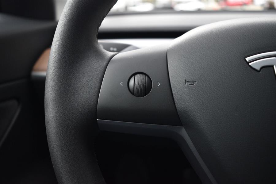 2020 Tesla Model 3 Standard Range Plus 4dr Sedan, available for sale in Great Neck, New York | Camy Cars. Great Neck, New York 2020 Tesla Model 3 Standard Range Plus 4dr Sedan, available for sale in Great Neck, New York | Camy Cars. Great Neck, New York