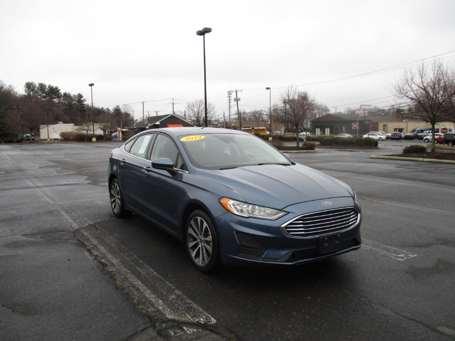 2019 Ford Fusion 4dr SE AWD, available for sale in New Britain, Connecticut | Universal Motors LLC. New Britain, Connecticut 2019 Ford Fusion 4dr SE AWD, available for sale in New Britain, Connecticut | Universal Motors LLC. New Britain, Connecticut