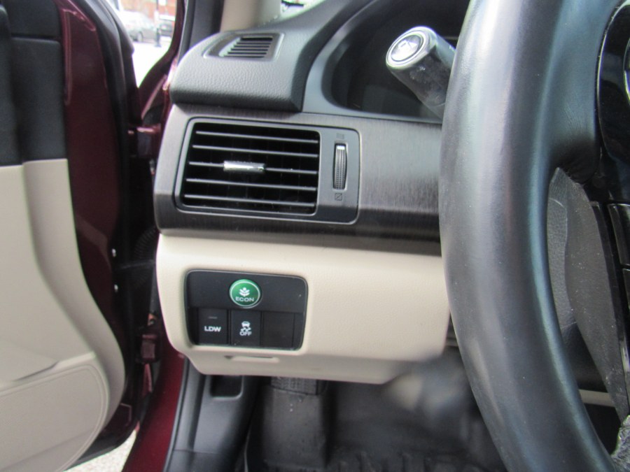 2014 Honda Accord Hybrid EX-L, available for sale in Worcester, Massachusetts | Hilario's Auto Sales Inc.. Worcester, Massachusetts 2014 Honda Accord Hybrid EX-L, available for sale in Worcester, Massachusetts | Hilario's Auto Sales Inc.. Worcester, Massachusetts