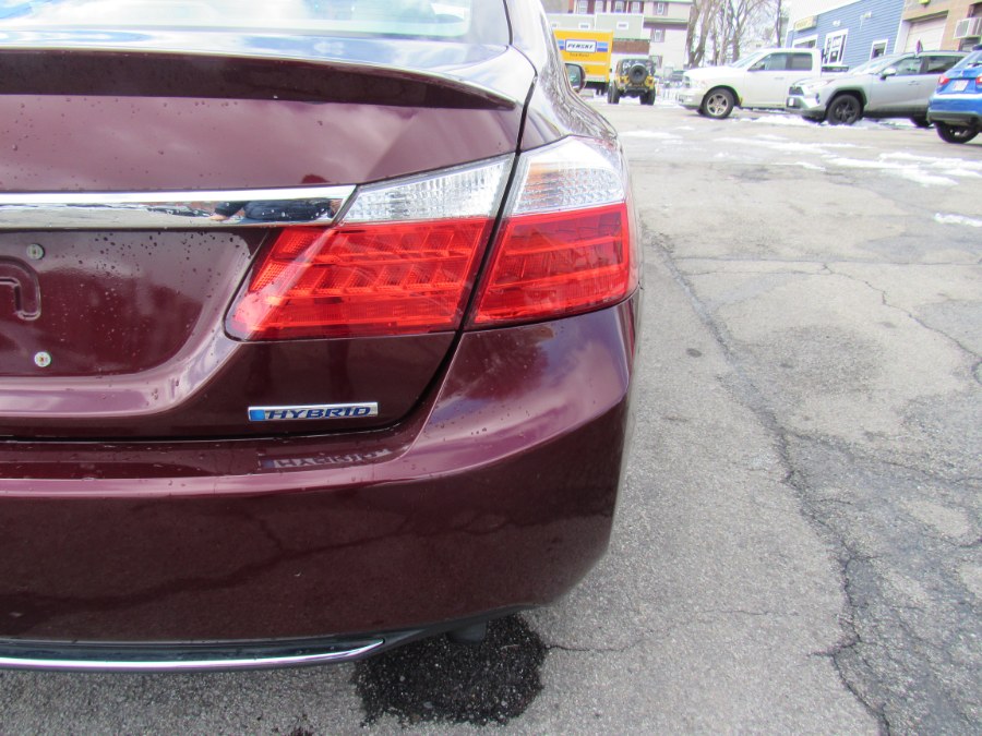 2014 Honda Accord Hybrid EX-L, available for sale in Worcester, Massachusetts | Hilario's Auto Sales Inc.. Worcester, Massachusetts 2014 Honda Accord Hybrid EX-L, available for sale in Worcester, Massachusetts | Hilario's Auto Sales Inc.. Worcester, Massachusetts