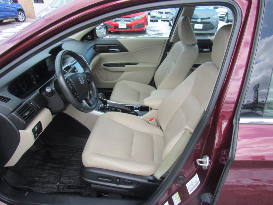 2014 Honda Accord Hybrid EX-L, available for sale in Worcester, Massachusetts | Hilario's Auto Sales Inc.. Worcester, Massachusetts 2014 Honda Accord Hybrid EX-L, available for sale in Worcester, Massachusetts | Hilario's Auto Sales Inc.. Worcester, Massachusetts