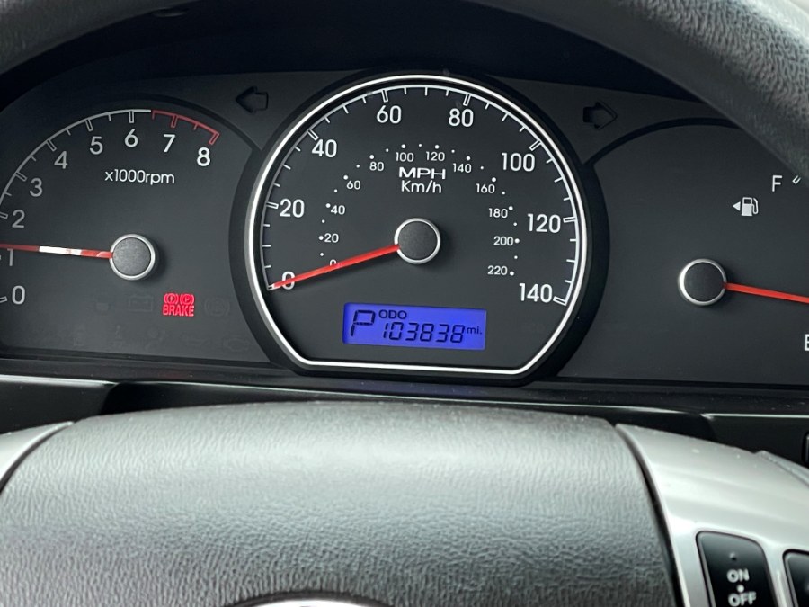 2010 Hyundai Elantra 4dr Sdn Auto GLS, available for sale in Corona, California | Green Light Auto. Corona, California 2010 Hyundai Elantra 4dr Sdn Auto GLS, available for sale in Corona, California | Green Light Auto. Corona, California