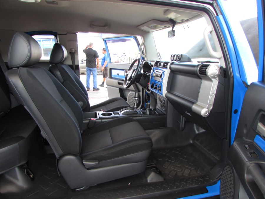 2007 Toyota FJ Cruiser 4WD 4dr Auto (Natl), available for sale in Orlando, Florida | VIP Auto Enterprise, Inc. Orlando, Florida 2007 Toyota FJ Cruiser 4WD 4dr Auto (Natl), available for sale in Orlando, Florida | VIP Auto Enterprise, Inc. Orlando, Florida