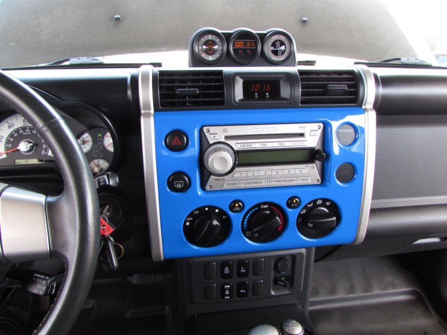 2007 Toyota FJ Cruiser 4WD 4dr Auto (Natl), available for sale in Orlando, Florida | VIP Auto Enterprise, Inc. Orlando, Florida 2007 Toyota FJ Cruiser 4WD 4dr Auto (Natl), available for sale in Orlando, Florida | VIP Auto Enterprise, Inc. Orlando, Florida