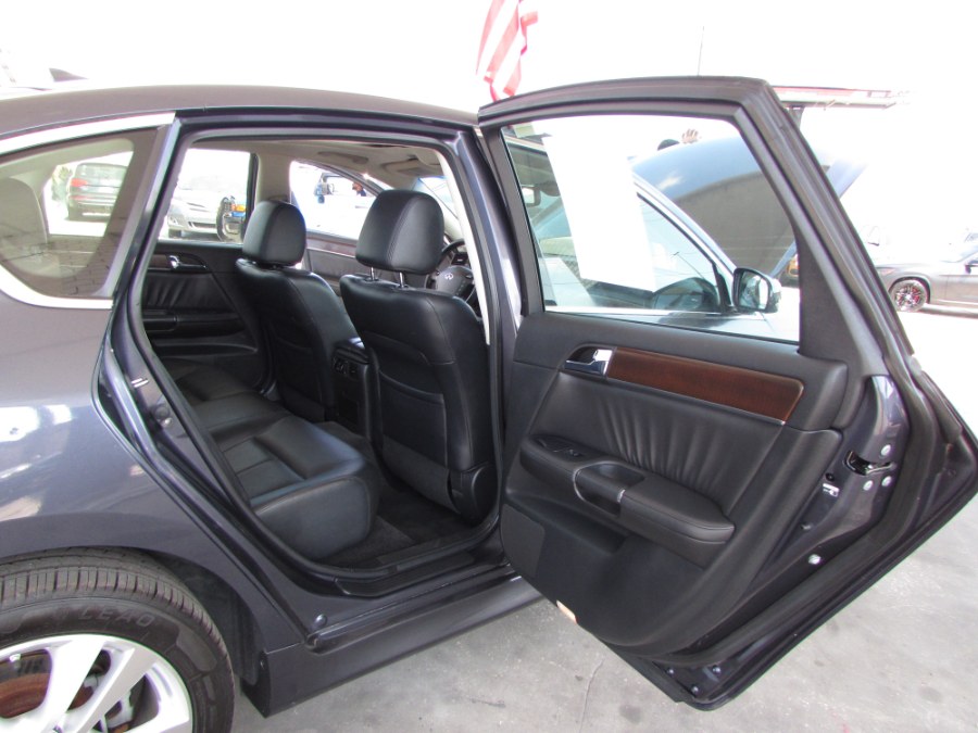 2009 Infiniti M35 4dr Sdn AWD, available for sale in Orlando, Florida | VIP Auto Enterprise, Inc. Orlando, Florida 2009 Infiniti M35 4dr Sdn AWD, available for sale in Orlando, Florida | VIP Auto Enterprise, Inc. Orlando, Florida