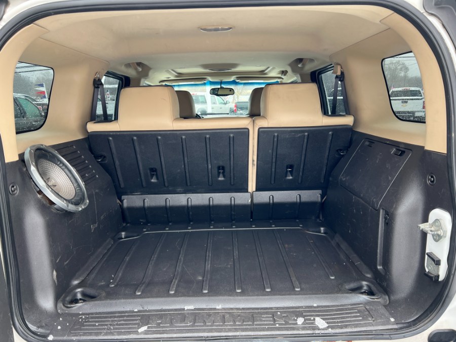 2006 HUMMER H3 4dr 4WD SUV, available for sale in Ortonville, Michigan | Marsh Auto Sales LLC. Ortonville, Michigan 2006 HUMMER H3 4dr 4WD SUV, available for sale in Ortonville, Michigan | Marsh Auto Sales LLC. Ortonville, Michigan