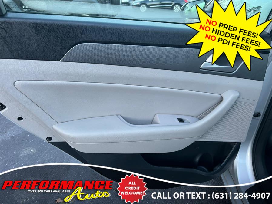 2015 Hyundai Sonata 4dr Sdn 2.4L SE, available for sale in Bohemia, New York | Performance Auto Inc. Bohemia, New York 2015 Hyundai Sonata 4dr Sdn 2.4L SE, available for sale in Bohemia, New York | Performance Auto Inc. Bohemia, New York