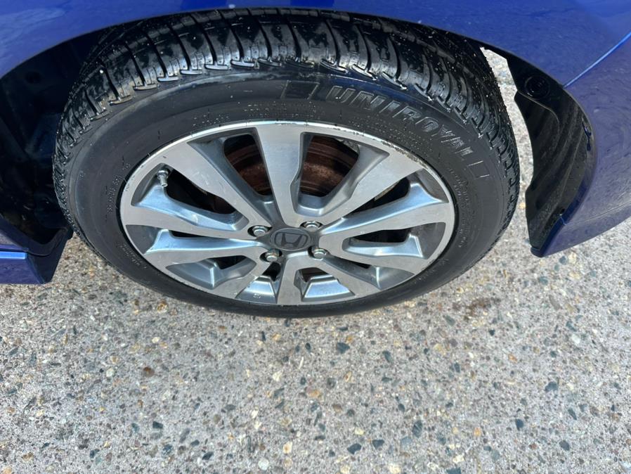 2013 Honda Fit 5dr HB Auto Sport, available for sale in Manchester, Connecticut | Carsonmain LLC. Manchester, Connecticut 2013 Honda Fit 5dr HB Auto Sport, available for sale in Manchester, Connecticut | Carsonmain LLC. Manchester, Connecticut