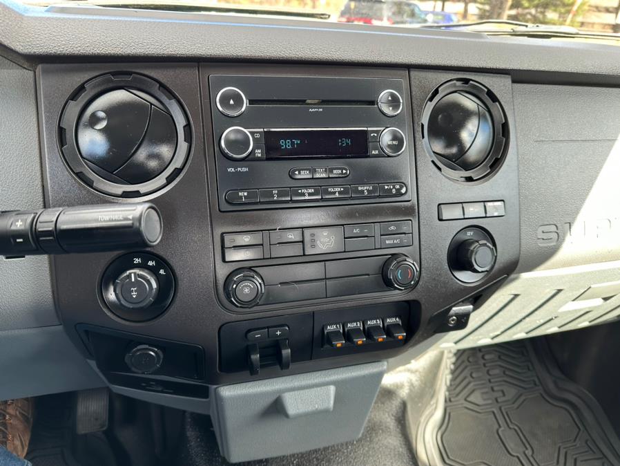2015 Ford Super Duty F-350 SRW 4WD Reg Cab 137" XL, available for sale in South Windsor, Connecticut | Mike And Tony Auto Sales, Inc. South Windsor, Connecticut 2015 Ford Super Duty F-350 SRW 4WD Reg Cab 137" XL, available for sale in South Windsor, Connecticut | Mike And Tony Auto Sales, Inc. South Windsor, Connecticut