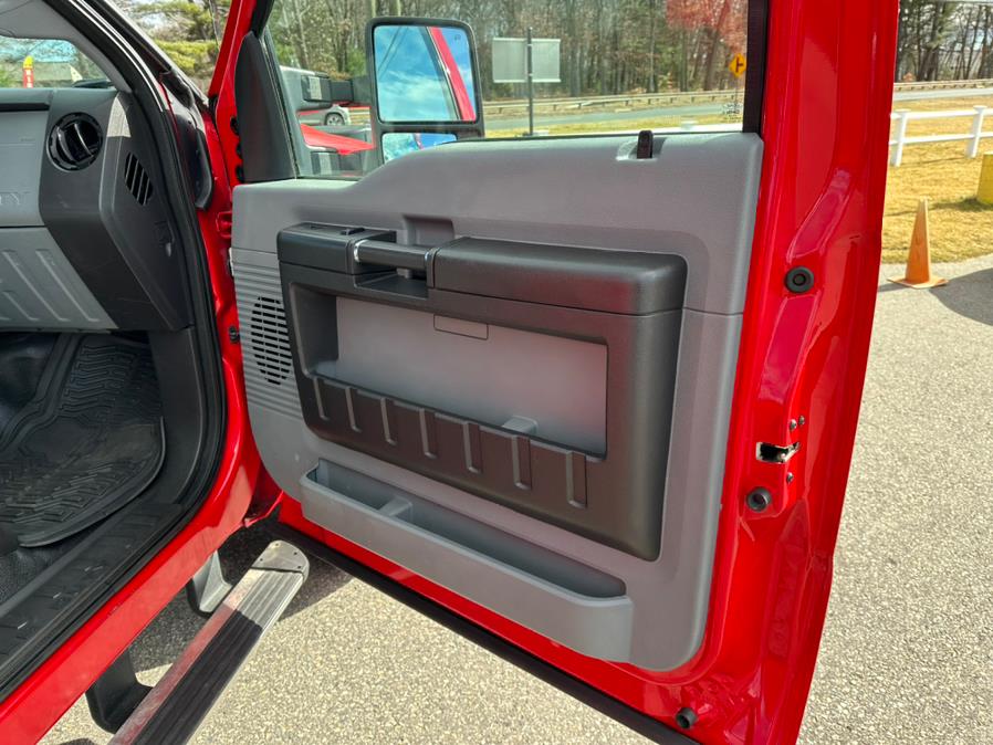 2015 Ford Super Duty F-350 SRW 4WD Reg Cab 137" XL, available for sale in South Windsor, Connecticut | Mike And Tony Auto Sales, Inc. South Windsor, Connecticut 2015 Ford Super Duty F-350 SRW 4WD Reg Cab 137" XL, available for sale in South Windsor, Connecticut | Mike And Tony Auto Sales, Inc. South Windsor, Connecticut