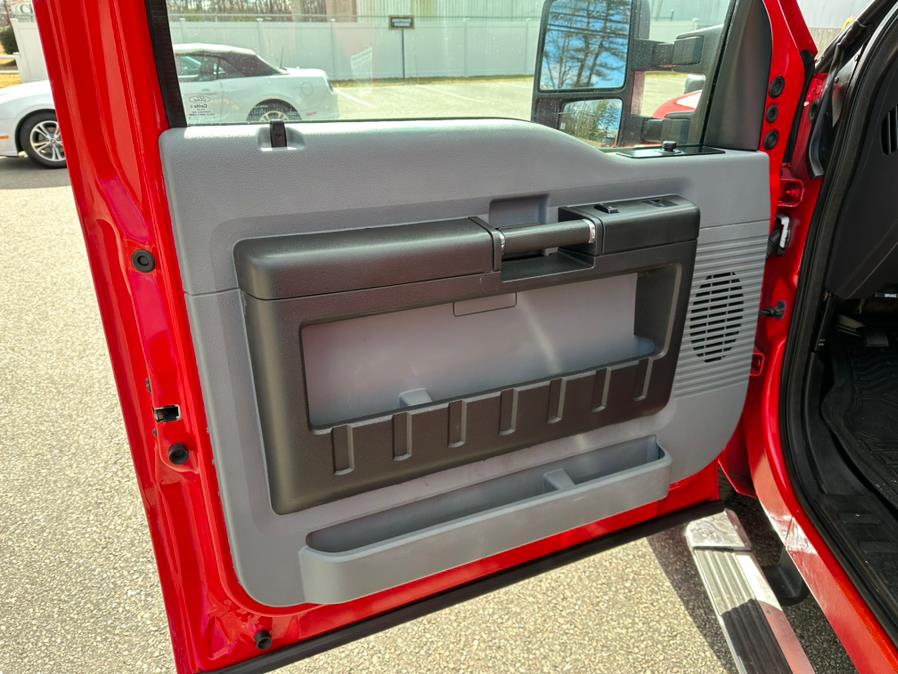 2015 Ford Super Duty F-350 SRW 4WD Reg Cab 137" XL, available for sale in South Windsor, Connecticut | Mike And Tony Auto Sales, Inc. South Windsor, Connecticut 2015 Ford Super Duty F-350 SRW 4WD Reg Cab 137" XL, available for sale in South Windsor, Connecticut | Mike And Tony Auto Sales, Inc. South Windsor, Connecticut