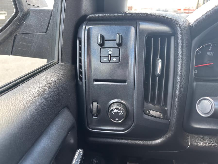2016 GMC Sierra 2500HD 4WD Crew Cab 153.7", available for sale in West Hartford, Connecticut | AutoMax. West Hartford, Connecticut 2016 GMC Sierra 2500HD 4WD Crew Cab 153.7", available for sale in West Hartford, Connecticut | AutoMax. West Hartford, Connecticut