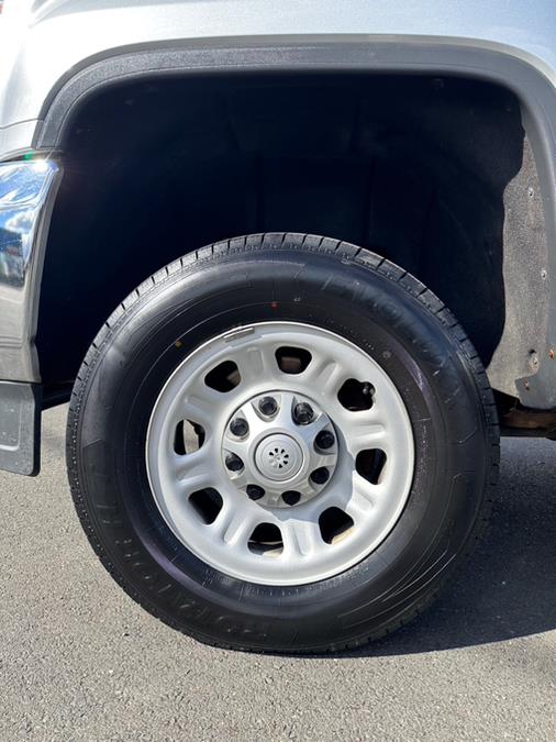 2016 GMC Sierra 2500HD 4WD Crew Cab 153.7", available for sale in West Hartford, Connecticut | AutoMax. West Hartford, Connecticut 2016 GMC Sierra 2500HD 4WD Crew Cab 153.7", available for sale in West Hartford, Connecticut | AutoMax. West Hartford, Connecticut