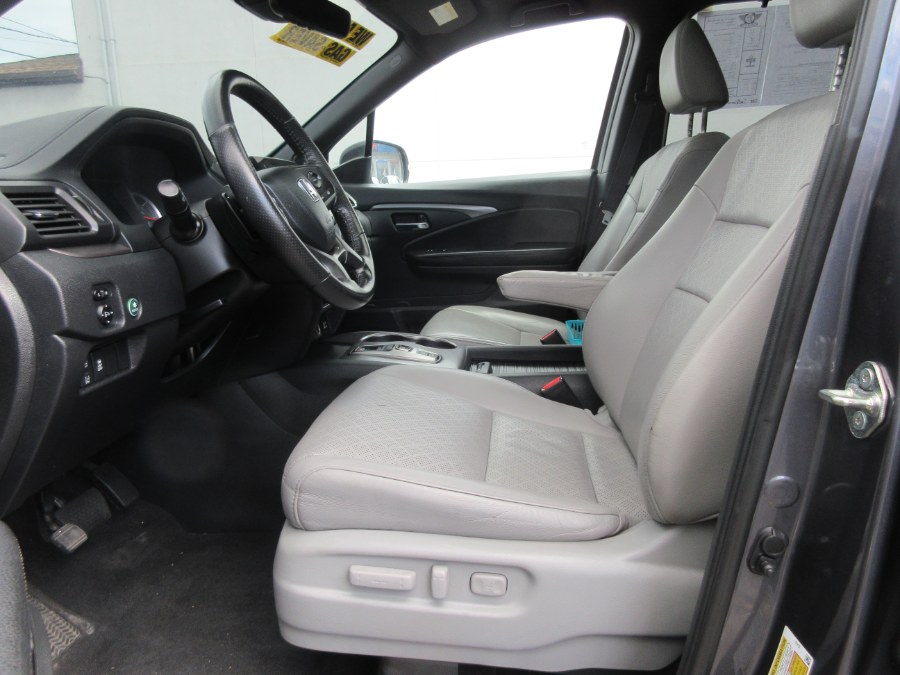 2019 Honda Passport EX-L AWD, available for sale in Linden, New Jersey | Route 27 Auto Mall. Linden, New Jersey 2019 Honda Passport EX-L AWD, available for sale in Linden, New Jersey | Route 27 Auto Mall. Linden, New Jersey