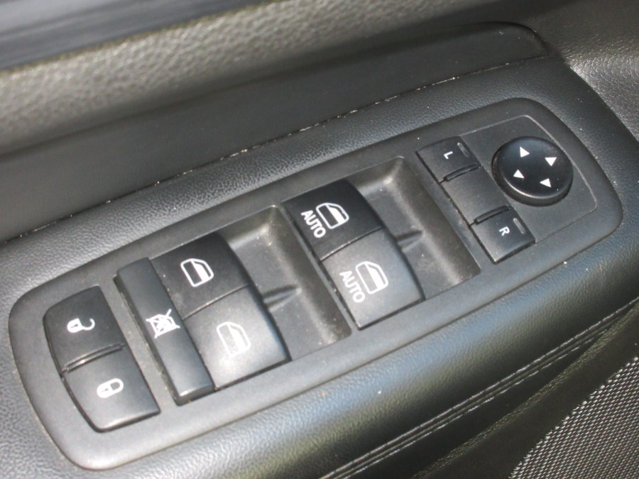 2019 Jeep Grand Cherokee Altitude 4x4, available for sale in Linden, New Jersey | Route 27 Auto Mall. Linden, New Jersey 2019 Jeep Grand Cherokee Altitude 4x4, available for sale in Linden, New Jersey | Route 27 Auto Mall. Linden, New Jersey