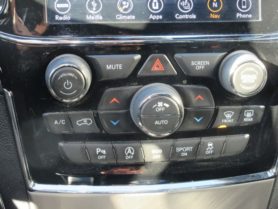 2019 Jeep Grand Cherokee Altitude 4x4, available for sale in Linden, New Jersey | Route 27 Auto Mall. Linden, New Jersey 2019 Jeep Grand Cherokee Altitude 4x4, available for sale in Linden, New Jersey | Route 27 Auto Mall. Linden, New Jersey