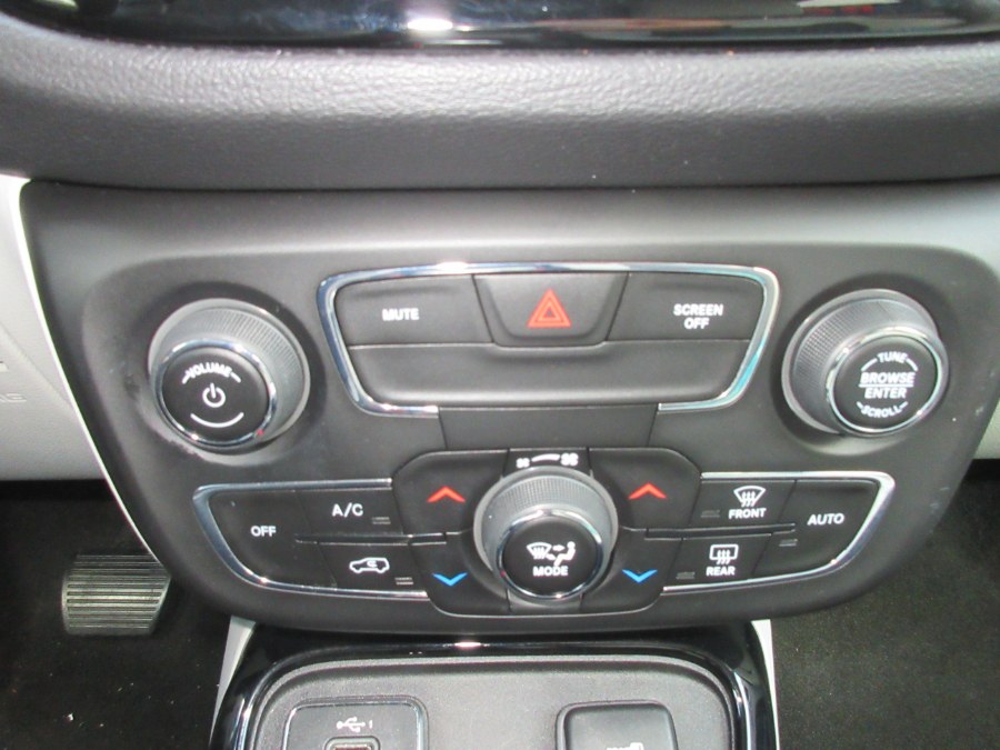 2020 Jeep Compass Limited FWD, available for sale in Linden, New Jersey | Route 27 Auto Mall. Linden, New Jersey 2020 Jeep Compass Limited FWD, available for sale in Linden, New Jersey | Route 27 Auto Mall. Linden, New Jersey