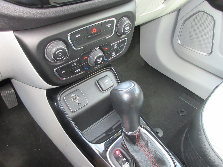 2020 Jeep Compass Limited FWD, available for sale in Linden, New Jersey | Route 27 Auto Mall. Linden, New Jersey 2020 Jeep Compass Limited FWD, available for sale in Linden, New Jersey | Route 27 Auto Mall. Linden, New Jersey