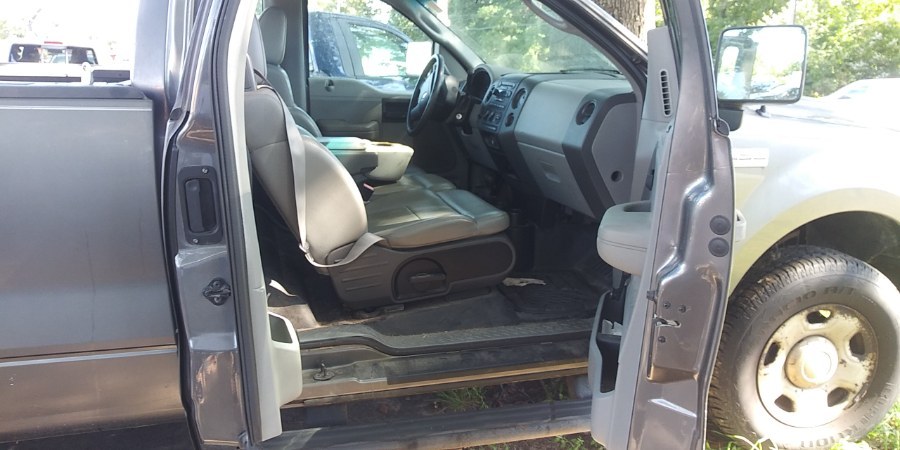 2004 Ford F-150 Reg Cab 145" XL 4WD, available for sale in South Hadley, Massachusetts | Payless Auto Sale. South Hadley, Massachusetts 2004 Ford F-150 Reg Cab 145" XL 4WD, available for sale in South Hadley, Massachusetts | Payless Auto Sale. South Hadley, Massachusetts