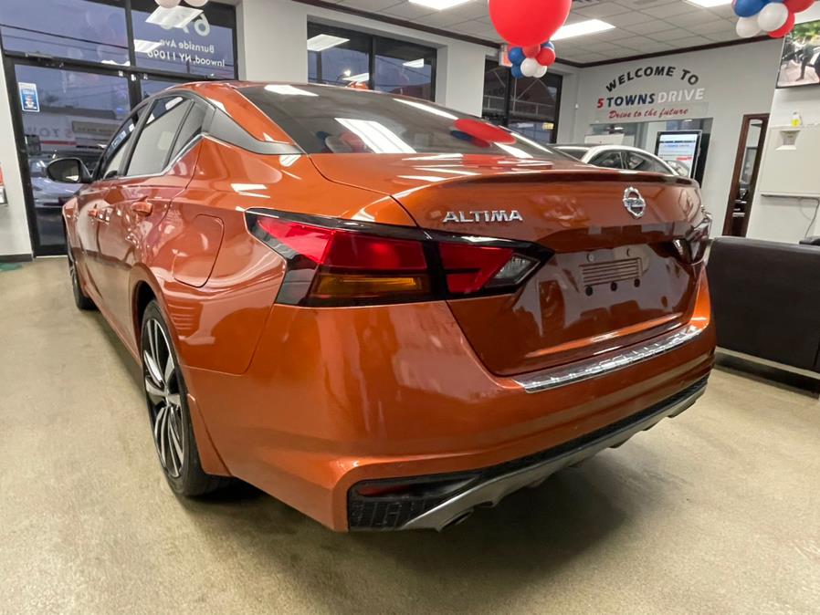 2021 Nissan Altima 2.5 SR Sedan, available for sale in Inwood, New York | 5 Towns Drive. Inwood, New York 2021 Nissan Altima 2.5 SR Sedan, available for sale in Inwood, New York | 5 Towns Drive. Inwood, New York