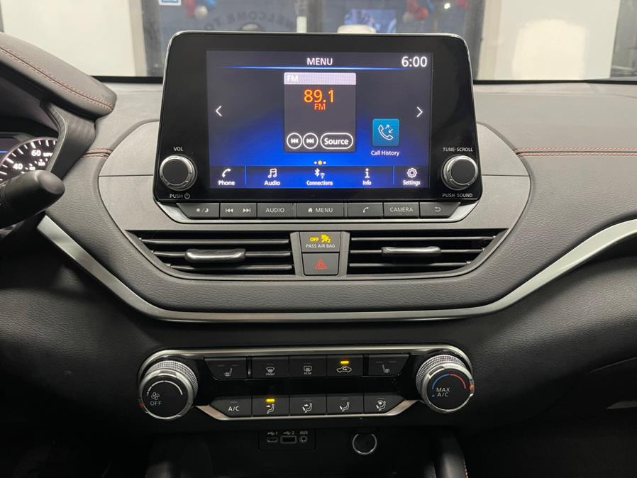 2021 Nissan Altima 2.5 SR Sedan, available for sale in Inwood, New York | 5 Towns Drive. Inwood, New York 2021 Nissan Altima 2.5 SR Sedan, available for sale in Inwood, New York | 5 Towns Drive. Inwood, New York
