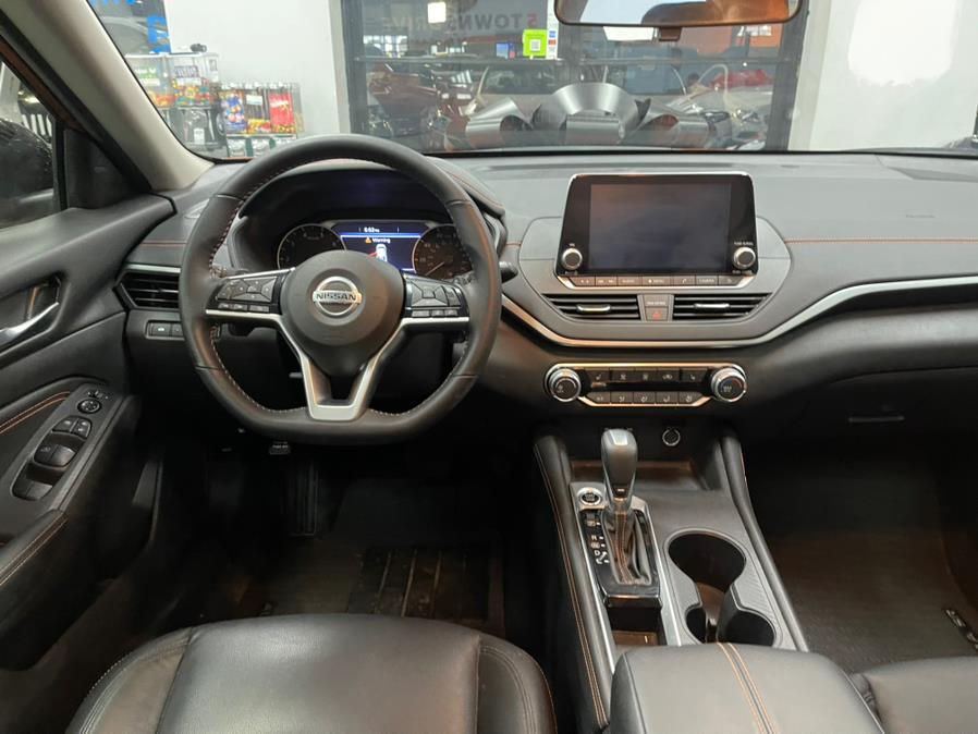 2021 Nissan Altima 2.5 SR Sedan, available for sale in Inwood, New York | 5 Towns Drive. Inwood, New York 2021 Nissan Altima 2.5 SR Sedan, available for sale in Inwood, New York | 5 Towns Drive. Inwood, New York