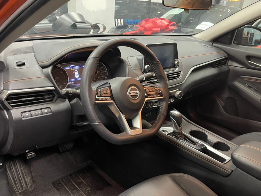2021 Nissan Altima 2.5 SR Sedan, available for sale in Inwood, New York | 5 Towns Drive. Inwood, New York 2021 Nissan Altima 2.5 SR Sedan, available for sale in Inwood, New York | 5 Towns Drive. Inwood, New York