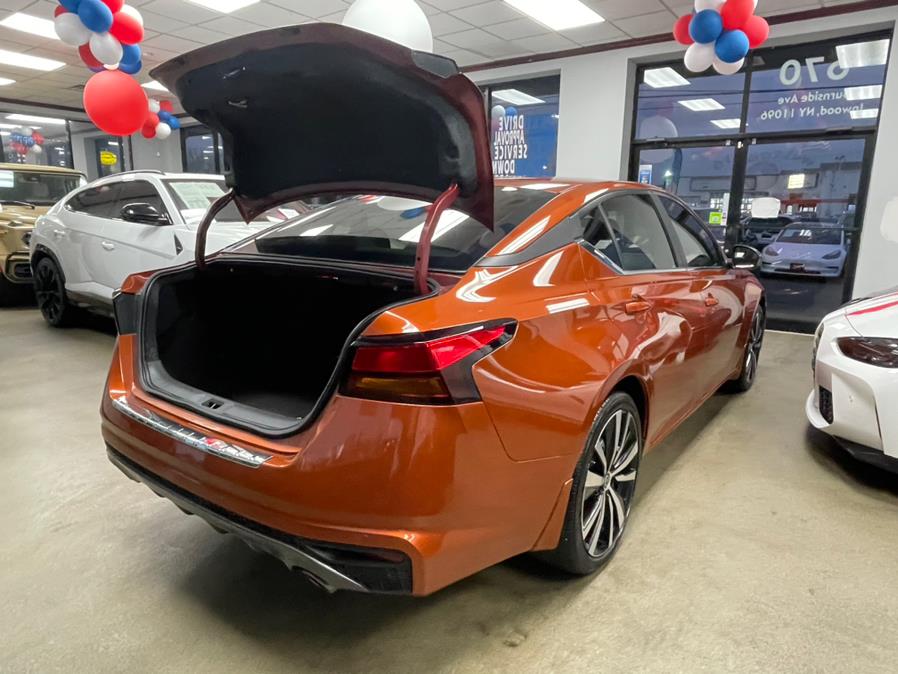 2021 Nissan Altima 2.5 SR Sedan, available for sale in Inwood, New York | 5 Towns Drive. Inwood, New York 2021 Nissan Altima 2.5 SR Sedan, available for sale in Inwood, New York | 5 Towns Drive. Inwood, New York