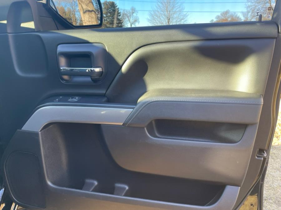 2018 Chevrolet Silverado 1500 4WD Double Cab 143.5" LT w/1LT, available for sale in Plainville, Connecticut | Choice Group LLC Choice Motor Car. Plainville, Connecticut