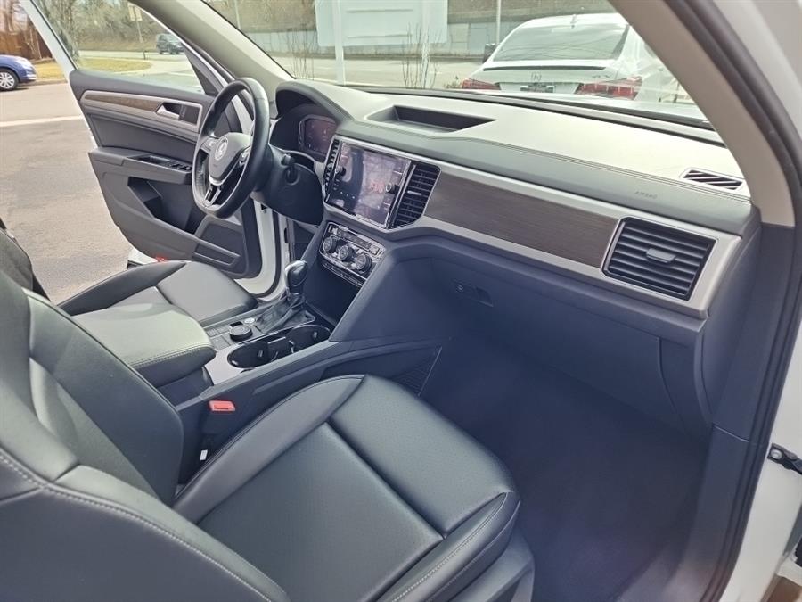 2019 Volkswagen Atlas 3.6L V6 SEL 4MOTION, available for sale in Islip, New York | L.I. Auto Gallery. Islip, New York 2019 Volkswagen Atlas 3.6L V6 SEL 4MOTION, available for sale in Islip, New York | L.I. Auto Gallery. Islip, New York