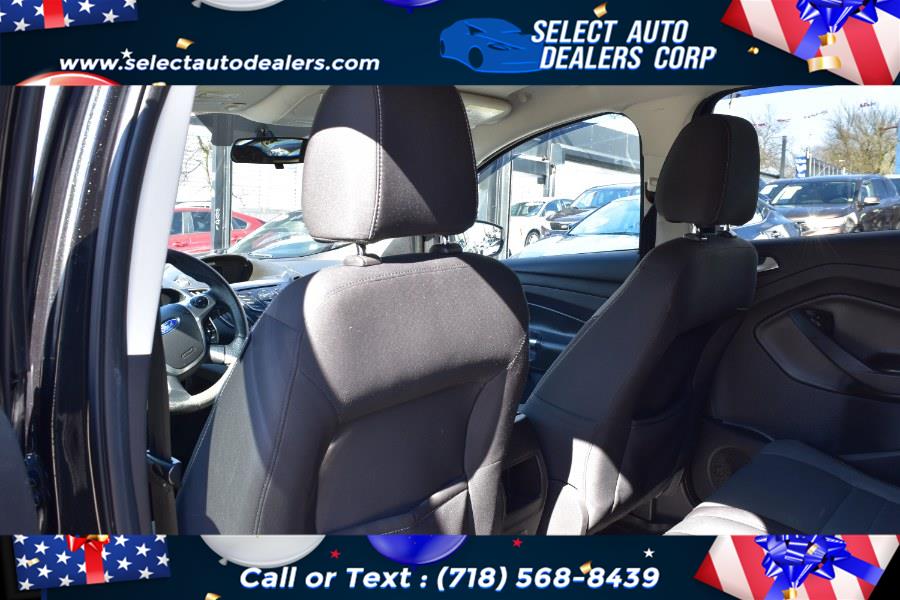 2014 Ford Escape 4WD 4dr SE, available for sale in Brooklyn, New York | Select Auto Dealers Corp. Brooklyn, New York 2014 Ford Escape 4WD 4dr SE, available for sale in Brooklyn, New York | Select Auto Dealers Corp. Brooklyn, New York