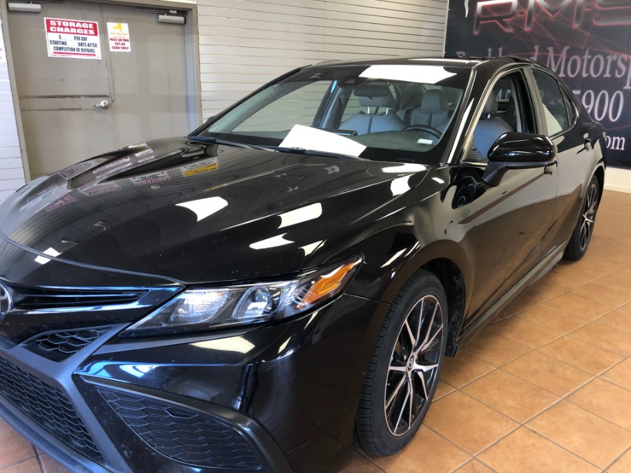 2021 Toyota Camry SE Auto (Natl), available for sale in Suffern, New York | Rockland Motor Sport. Suffern, New York 2021 Toyota Camry SE Auto (Natl), available for sale in Suffern, New York | Rockland Motor Sport. Suffern, New York