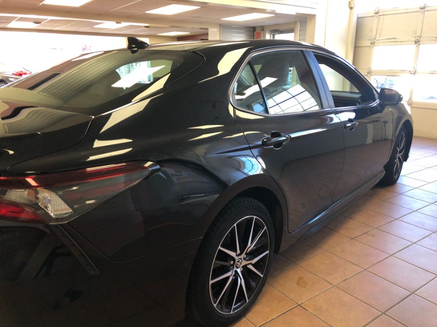 2021 Toyota Camry SE Auto (Natl), available for sale in Suffern, New York | Rockland Motor Sport. Suffern, New York 2021 Toyota Camry SE Auto (Natl), available for sale in Suffern, New York | Rockland Motor Sport. Suffern, New York
