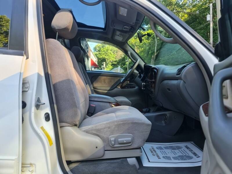 2004 Toyota Sequoia 4dr SR5 4WD, available for sale in Bloomingdale, New Jersey | Bloomingdale Auto Group. Bloomingdale, New Jersey 2004 Toyota Sequoia 4dr SR5 4WD, available for sale in Bloomingdale, New Jersey | Bloomingdale Auto Group. Bloomingdale, New Jersey