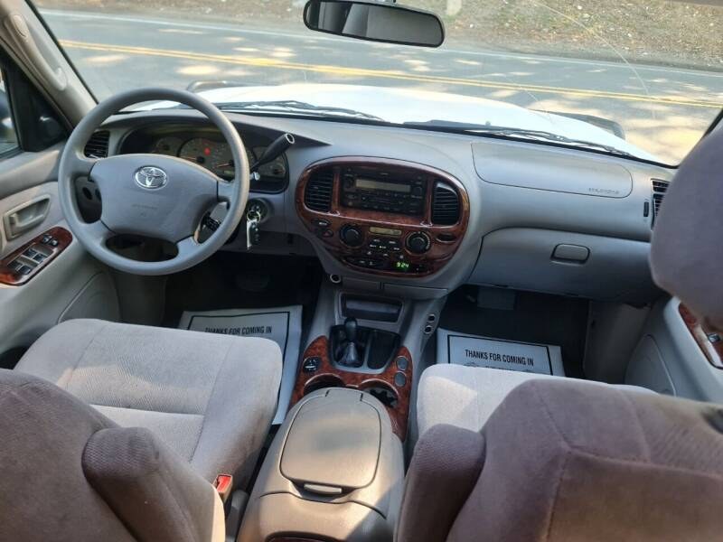 2004 Toyota Sequoia 4dr SR5 4WD, available for sale in Bloomingdale, New Jersey | Bloomingdale Auto Group. Bloomingdale, New Jersey 2004 Toyota Sequoia 4dr SR5 4WD, available for sale in Bloomingdale, New Jersey | Bloomingdale Auto Group. Bloomingdale, New Jersey