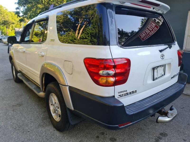 2004 Toyota Sequoia 4dr SR5 4WD, available for sale in Bloomingdale, New Jersey | Bloomingdale Auto Group. Bloomingdale, New Jersey 2004 Toyota Sequoia 4dr SR5 4WD, available for sale in Bloomingdale, New Jersey | Bloomingdale Auto Group. Bloomingdale, New Jersey