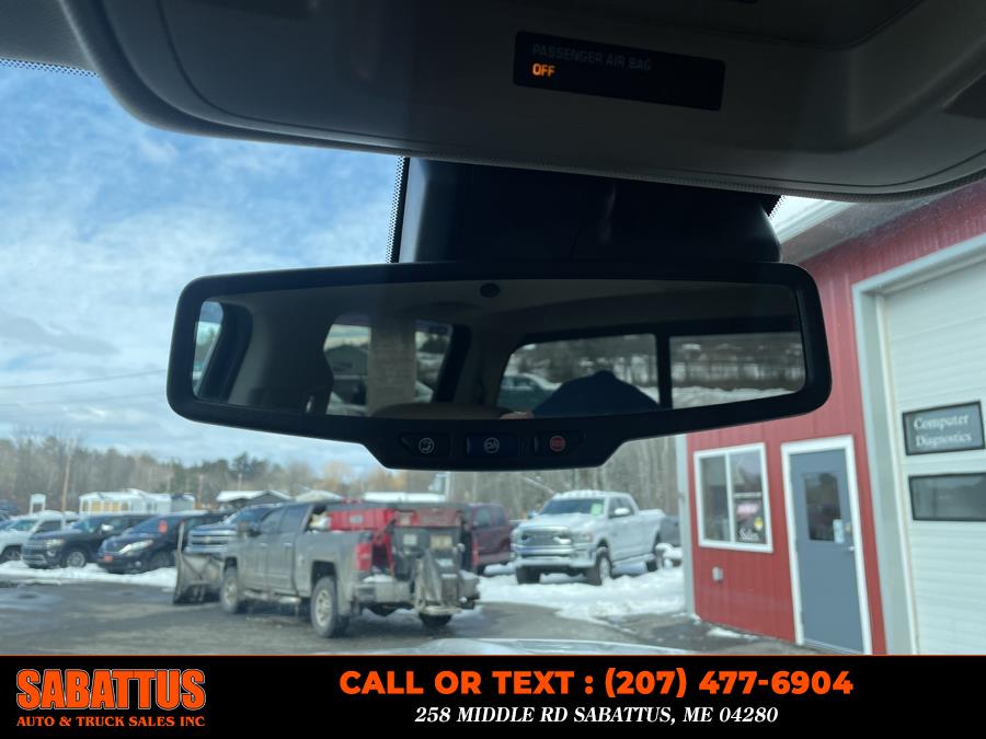 2017 GMC Sierra 1500 4WD Crew Cab 143.5" Denali, available for sale in Sabattus, Maine | Sabattus Auto and Truck Sales Inc. Sabattus, Maine 2017 GMC Sierra 1500 4WD Crew Cab 143.5" Denali, available for sale in Sabattus, Maine | Sabattus Auto and Truck Sales Inc. Sabattus, Maine