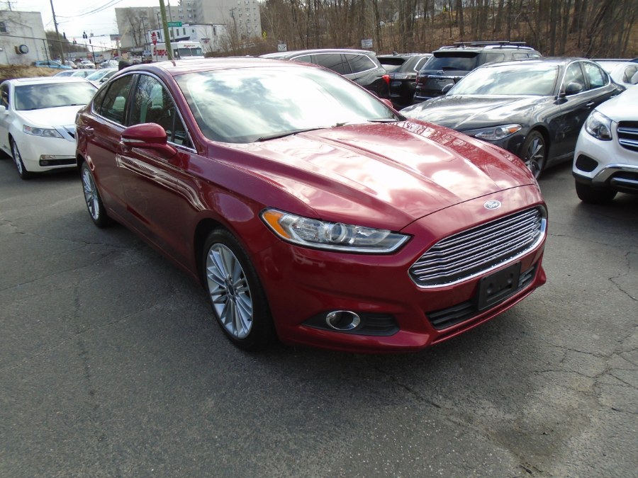 2016 Ford Fusion 4dr Sdn SE AWD, available for sale in Waterbury, Connecticut | Jim Juliani Motors. Waterbury, Connecticut