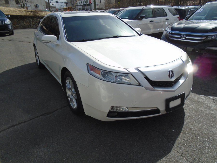 2010 Acura TL 4dr Sdn 2WD, available for sale in Waterbury, Connecticut | Jim Juliani Motors. Waterbury, Connecticut