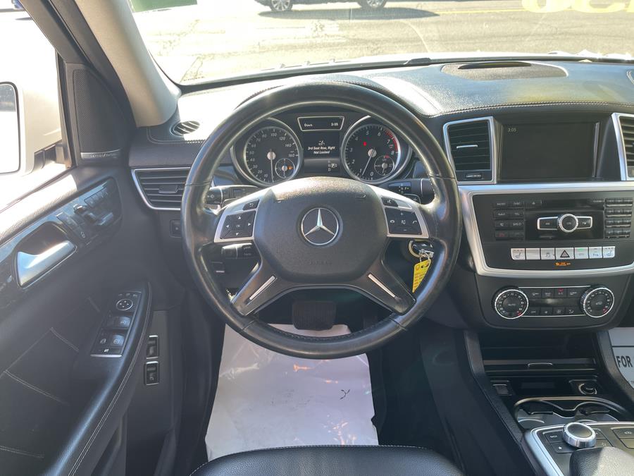 2016 Mercedes-Benz GL 4MATIC 4dr GL450, available for sale in Bronx, New York | New York Motors Group Solutions LLC. Bronx, New York 2016 Mercedes-Benz GL 4MATIC 4dr GL450, available for sale in Bronx, New York | New York Motors Group Solutions LLC. Bronx, New York