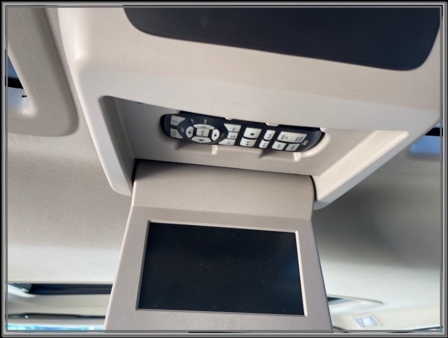 2006 Jeep Commander 4dr Limited 4WD, available for sale in Huntington Station, New York | My Auto Inc.. Huntington Station, New York 2006 Jeep Commander 4dr Limited 4WD, available for sale in Huntington Station, New York | My Auto Inc.. Huntington Station, New York