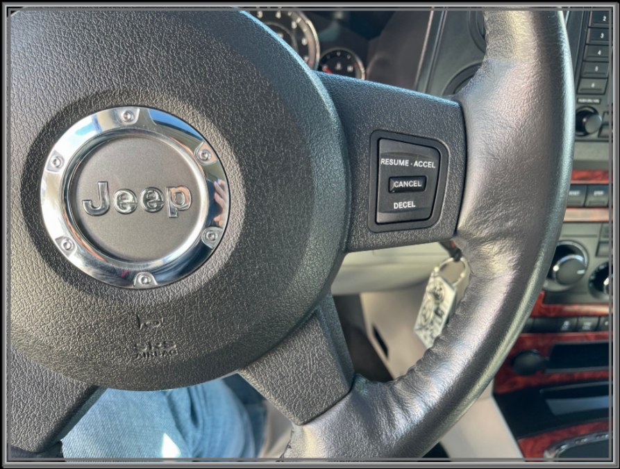 2006 Jeep Commander 4dr Limited 4WD, available for sale in Huntington Station, New York | My Auto Inc.. Huntington Station, New York 2006 Jeep Commander 4dr Limited 4WD, available for sale in Huntington Station, New York | My Auto Inc.. Huntington Station, New York