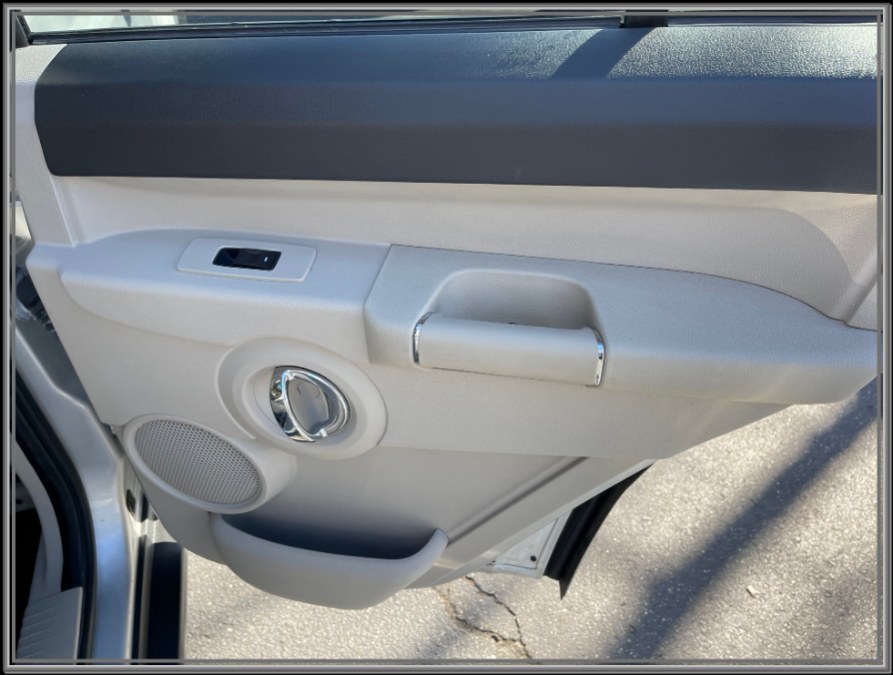 2006 Jeep Commander 4dr Limited 4WD, available for sale in Huntington Station, New York | My Auto Inc.. Huntington Station, New York 2006 Jeep Commander 4dr Limited 4WD, available for sale in Huntington Station, New York | My Auto Inc.. Huntington Station, New York