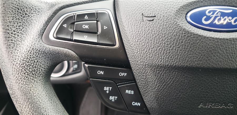 2017 Ford Escape SE 4WD, available for sale in Little Ferry, New Jersey | Victoria Preowned Autos Inc. Little Ferry, New Jersey 2017 Ford Escape SE 4WD, available for sale in Little Ferry, New Jersey | Victoria Preowned Autos Inc. Little Ferry, New Jersey