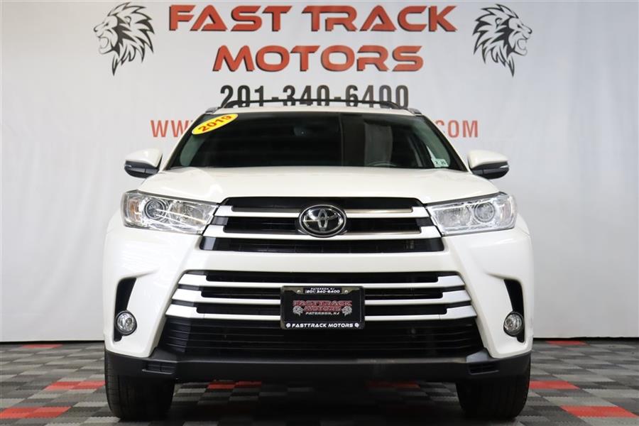 2019 Toyota Highlander XLE, available for sale in Paterson, New Jersey | Fast Track Motors. Paterson, New Jersey 2019 Toyota Highlander XLE, available for sale in Paterson, New Jersey | Fast Track Motors. Paterson, New Jersey