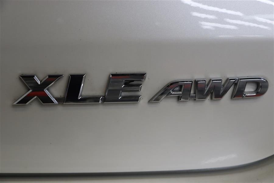 2019 Toyota Highlander XLE, available for sale in Paterson, New Jersey | Fast Track Motors. Paterson, New Jersey 2019 Toyota Highlander XLE, available for sale in Paterson, New Jersey | Fast Track Motors. Paterson, New Jersey